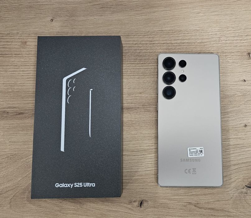 Samsung S25 Ultra Titanium Gray ca NOU  Factură Garanție 04.2027