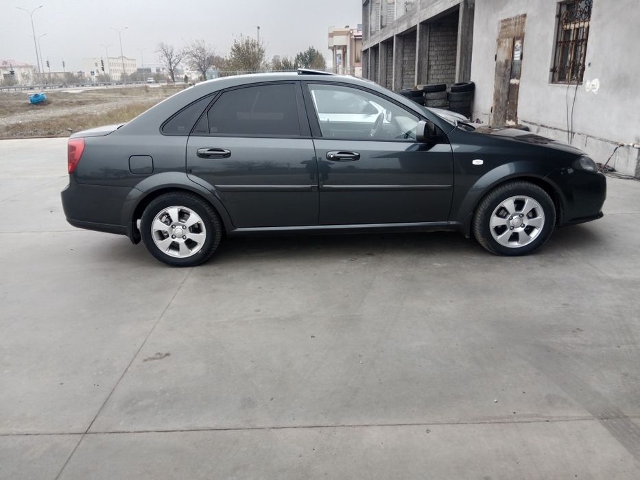 Жентра 3 автомат. Мошинани ошиги булсайиз нархини келишамиз.