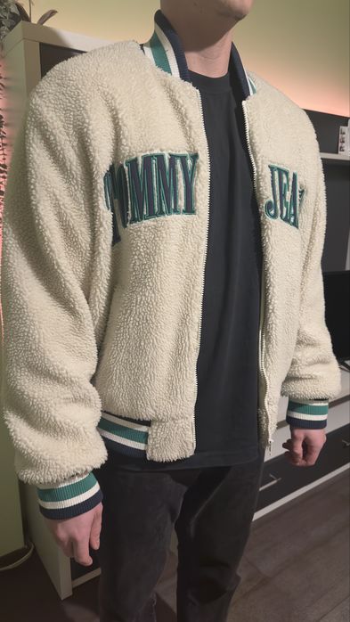 Яке Tommy Jeans M