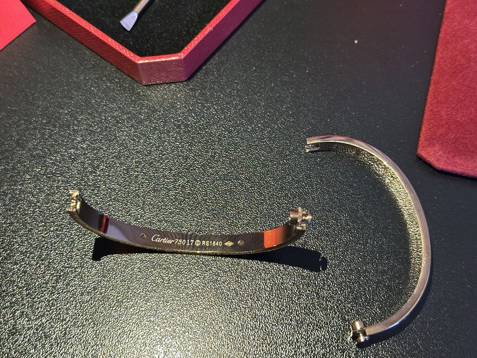 Нова Гривна Cartier LOVE Rose Gold Bracelet завършена в цвят розово злато
