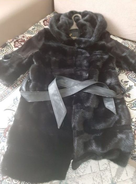 Продам шубу 42-46