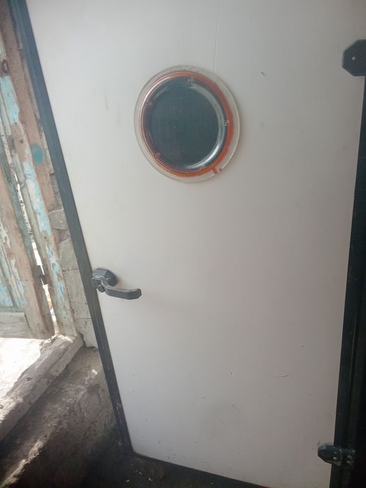 Инкубатор сотилади