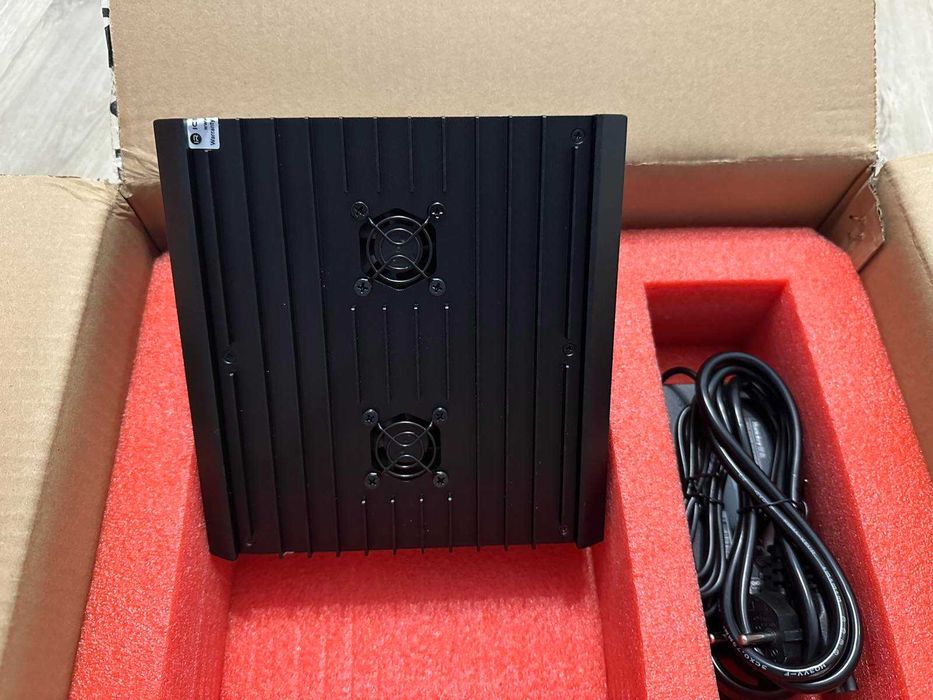 Iceriver KS0 ULTRA 400GH копач за Kaspa. Копае и Bitcoin, Sedra, Bugna