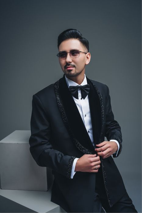 Кәсіби шоумен, тамада-Айбек Арман