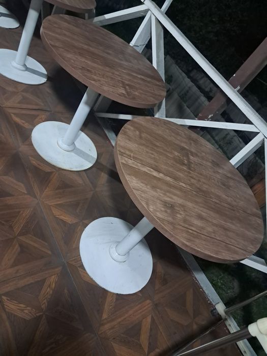 Продам круглые столы