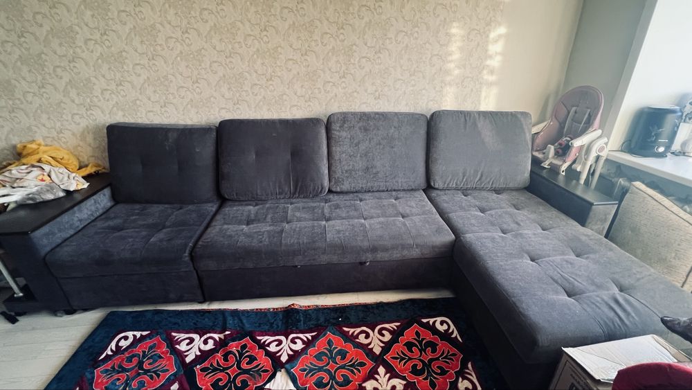 Продам диван б/у, синий