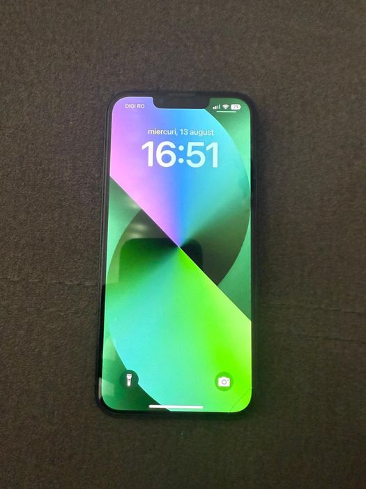 Iphone 13 impecabil