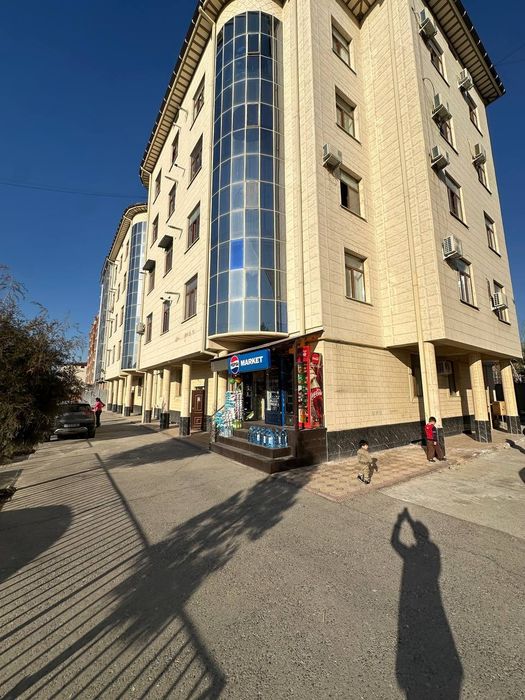 Uy sotiladi 2 x xonalik ipoteka boladi