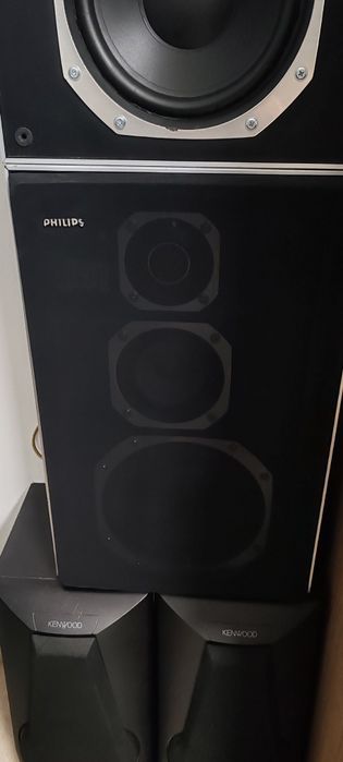 Boxe Philips 484