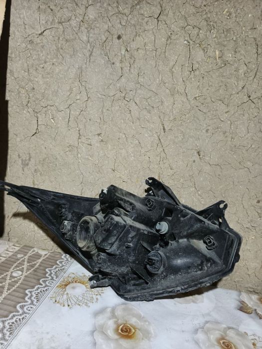 коблт фара сотилади ..