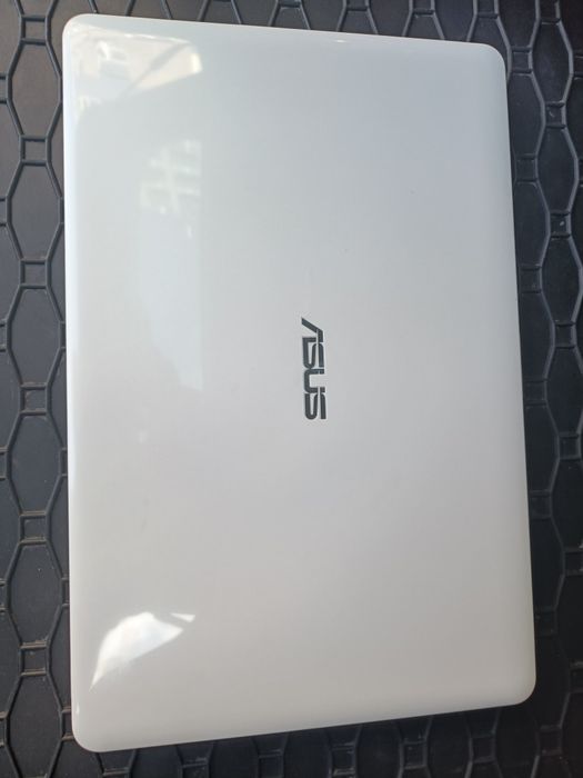 Laptop ASUS X541U