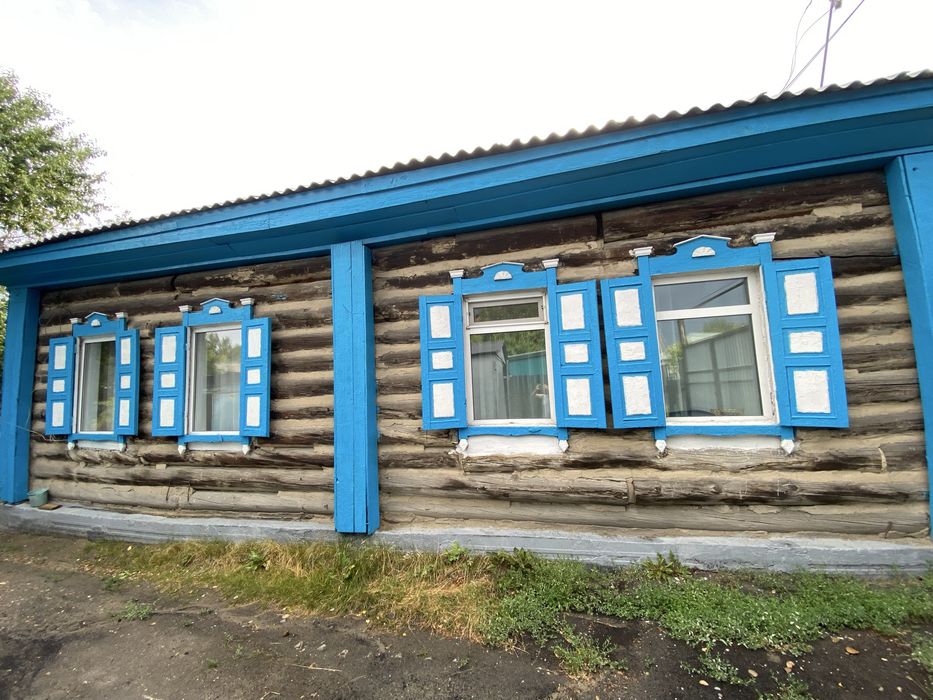 Продается благоустроенный бревенчатый жилой дом