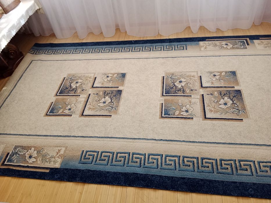 Срочно! Продаю ковер