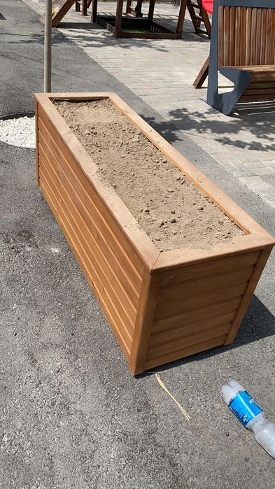 Вазоны для цветов и деревьев