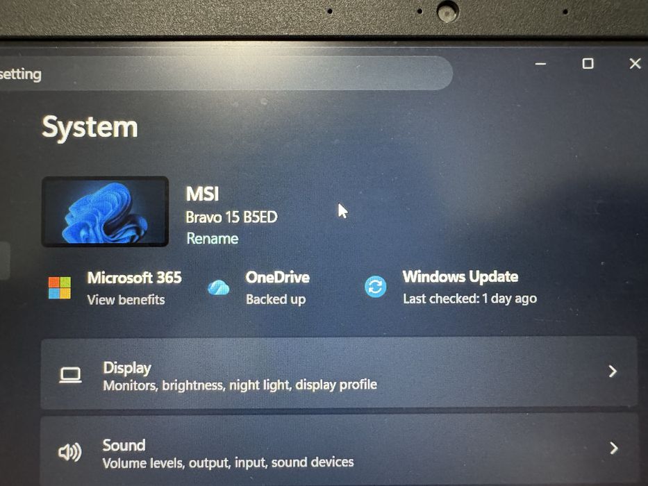 Msi Bravo 15 B5ED