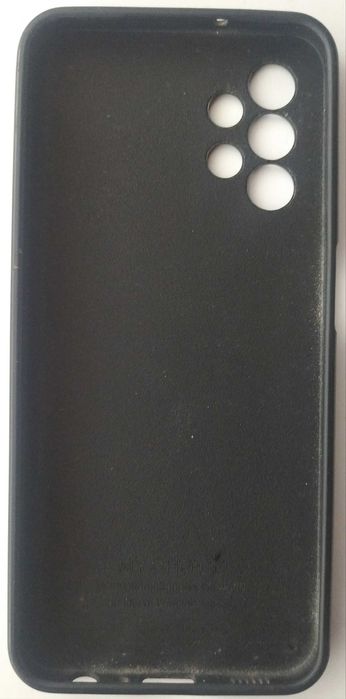 Продавам заден калъф за телефон Samsung Galaxy A13