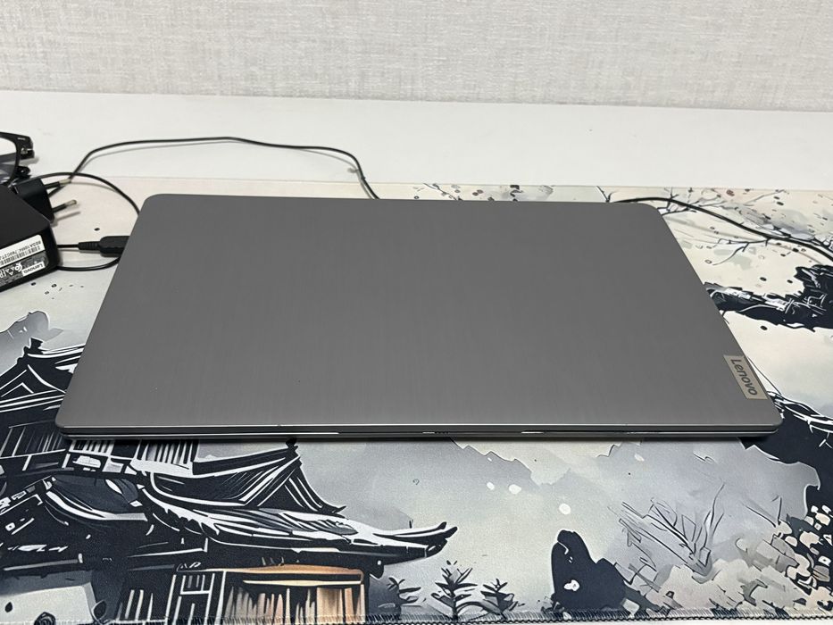 Продам ноутбук lenovo