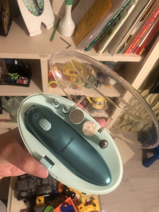 Продам маникюрный набор