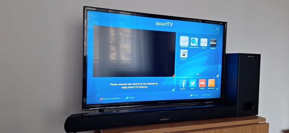 Tv led smart Hitachi + Vortex 2.1 soundbar