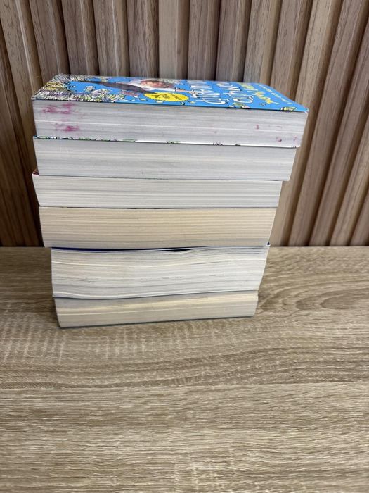 Колекция детски книги Дейвид Уолямс +настолна игра - 8бр