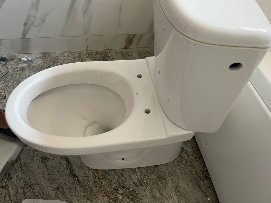 Vas wc cu rezervor nou