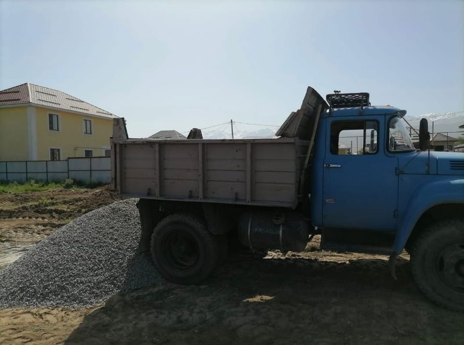 Доставка сыпучих стройматериалов щебень песок сникерс пгс сникерс бала