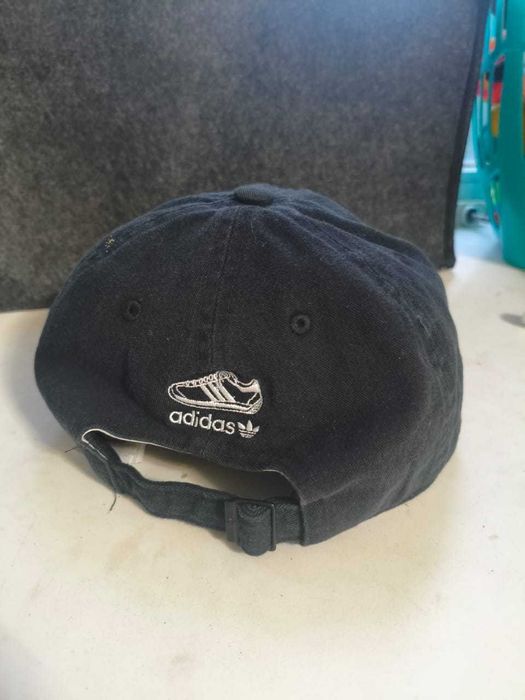 Продам бейсболку  adidas оригинал