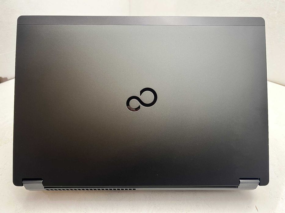 реновиран Mobile Workstation Fujitsu CELSIUS H780 15.6" i7-8750H 16GB 510GB клас А с Гаранция