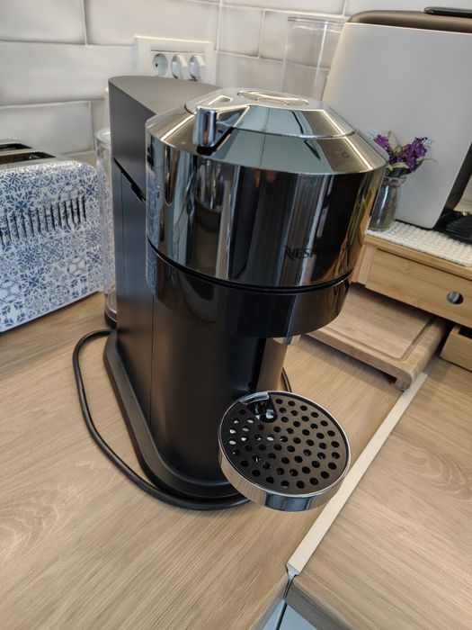 Nespresso Vertuo Next C Dark Chrome Deluxe