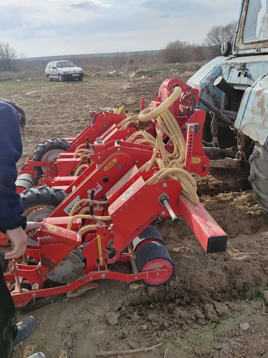 Селхоз техника для посева уборки