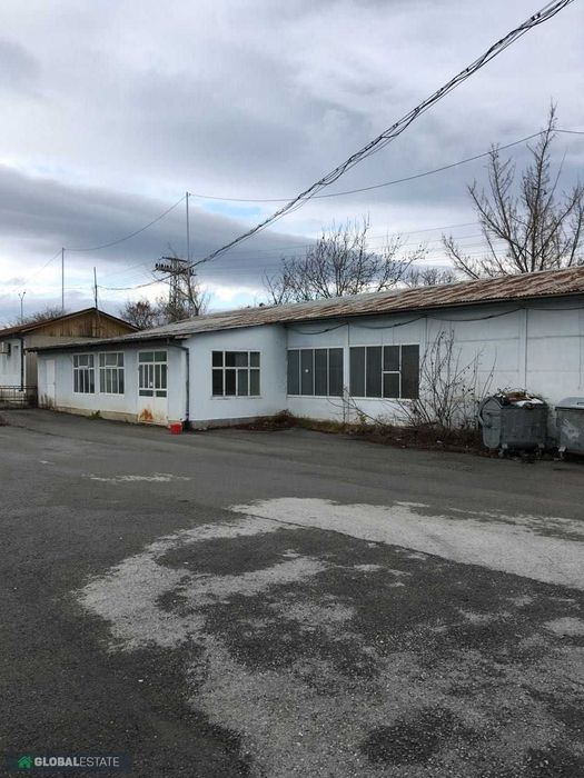 Продава се Хотел в Търговище, Промишлена зона - 300 кв.м за 384 €/кв.м - Снимка #1