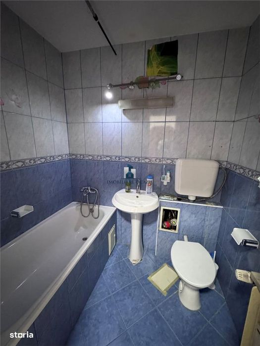 Apartament 3 Camere Semidecomandat Sos. Giurgiului