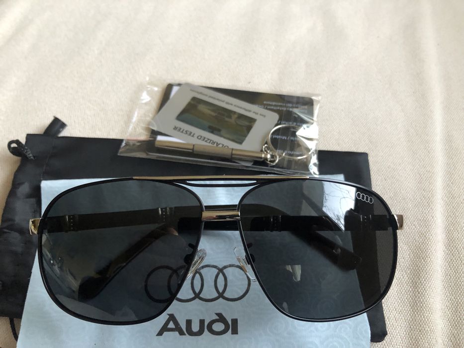 Слънчеви очила с лого Ауди 7 модела