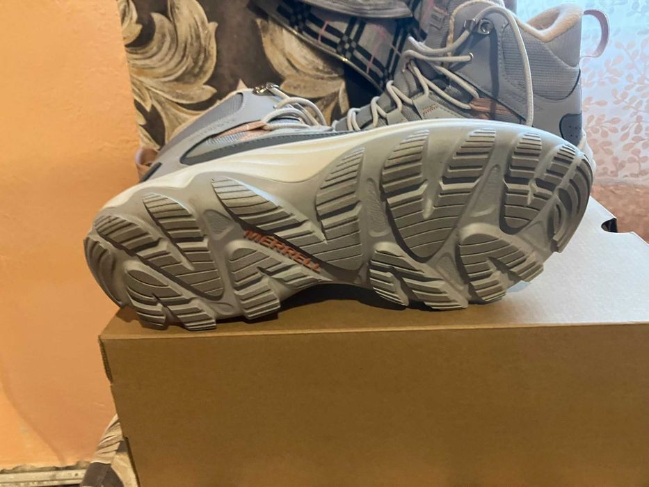 Дамски зимни обувки за преходи Merrell Thermo Chill 2 MID WP