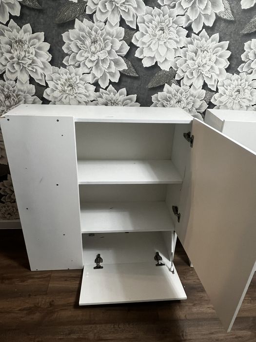 Кухонный шкаф сатылады