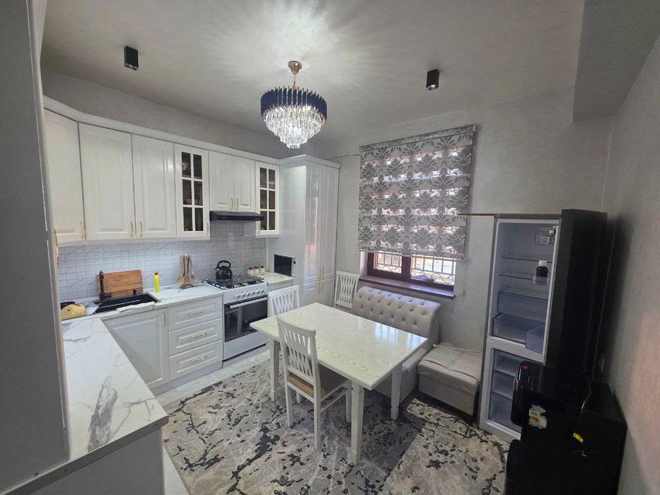 Продаётся 2х комн квартира на 5 этаже Ор-р  Горгаз Саодат