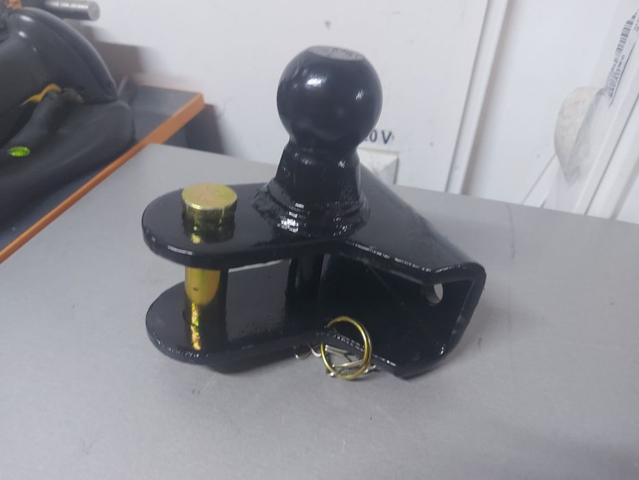 Cupla remorcare tractoare si utilaje, sarcina max. 2.5 tone.