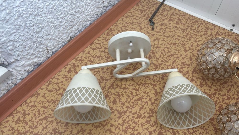 Люстры , рабочие