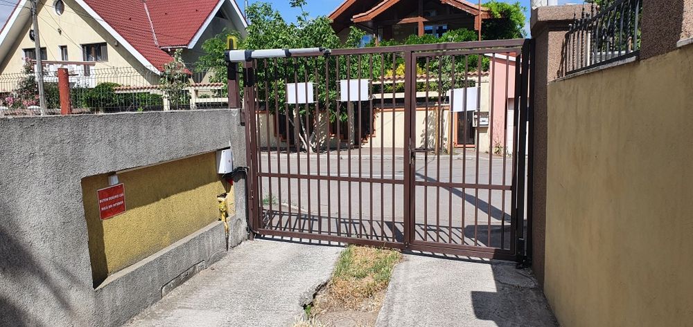 VAND Garaj cu 2/4 locuri de masina Inel 2/Allegria/Academia Naval