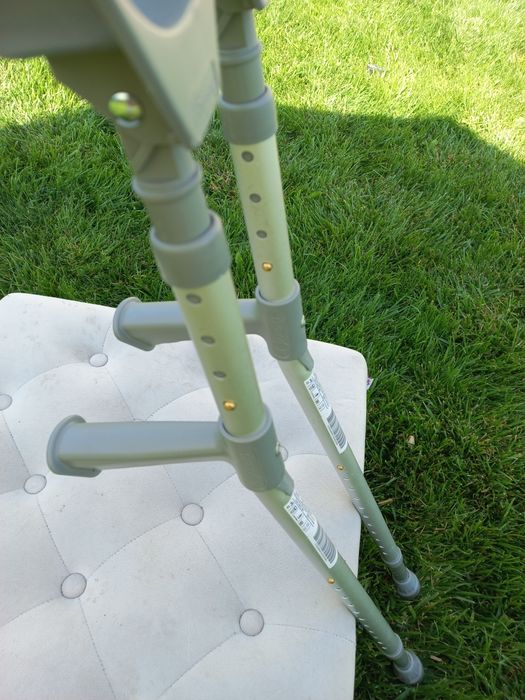 Леки алуминиеви патерици за лява и дясна ръка