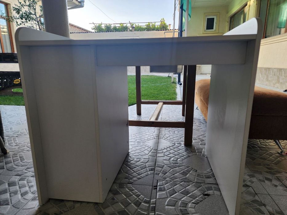 Маникюрный стол холати яхши