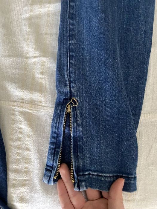 Дънки с ниска талия