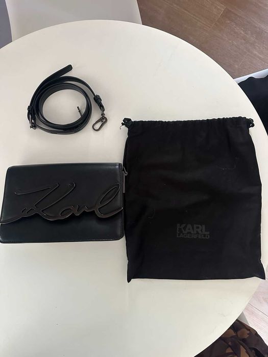 Черна кожена дамска чанта Karl Lagerfeld Signature Crossbody