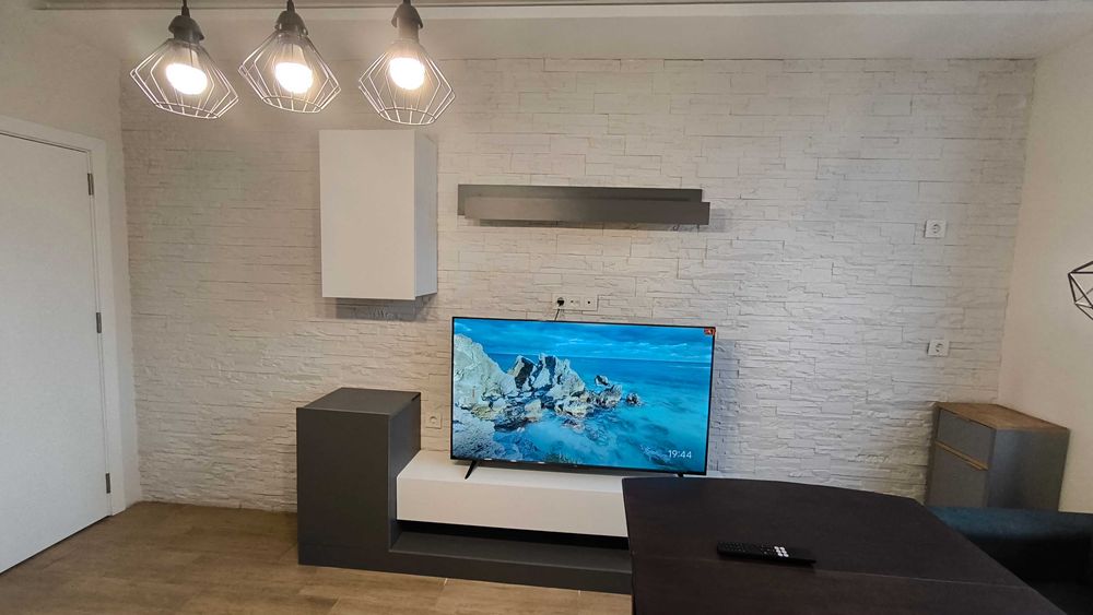 Дава се под наем Двустаен апартамент в Димитровград - 60 кв.м за 278.97 € - Снимка #3