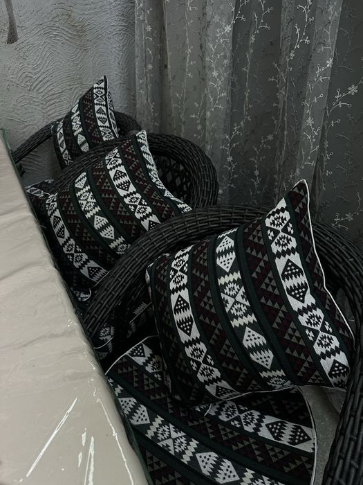 Сидушки и подушки для сталов