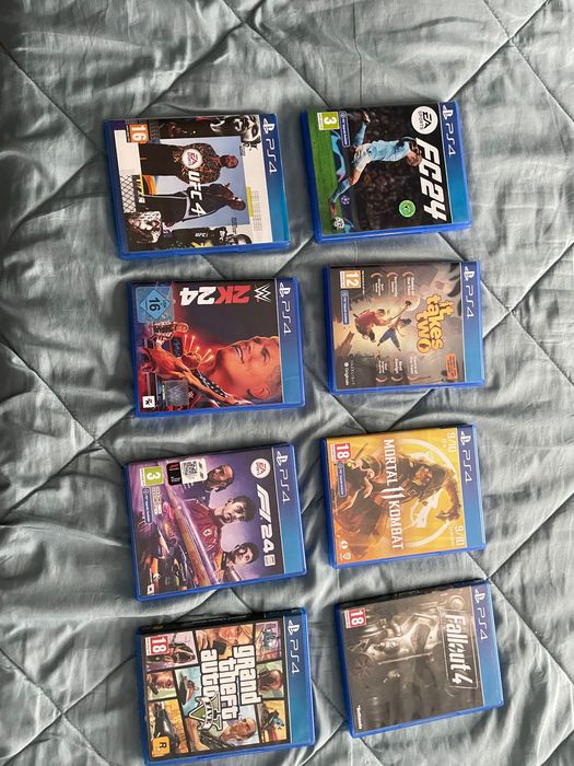 PlayStation 4 + джойстика и 9 игри