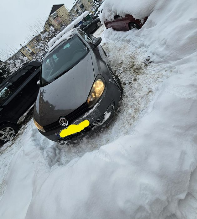 VW Golf 6,an 2009 ,148.000 km,funcționează impecabil
