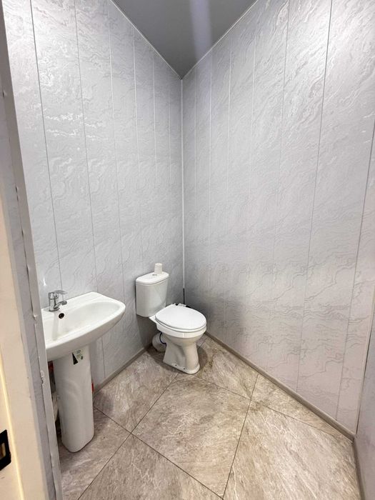 Себзорда 100 квадрат Под Офис 3 хона 2-этаж/ТЦ Ревера/1-ЛИНИЯ