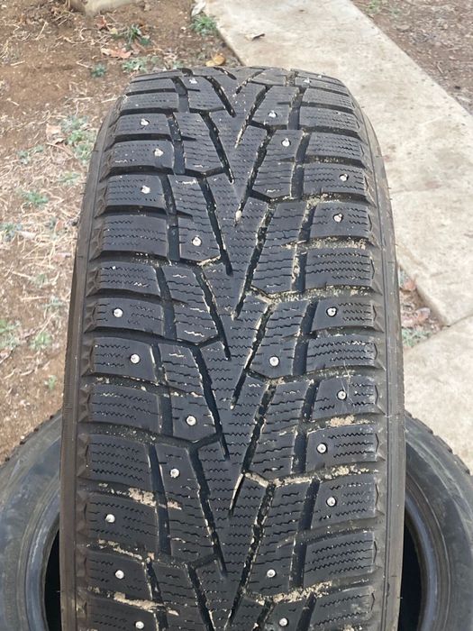 Продам шины R17 215/55