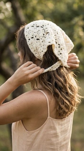 Косынка вязаная новая, ручная работа